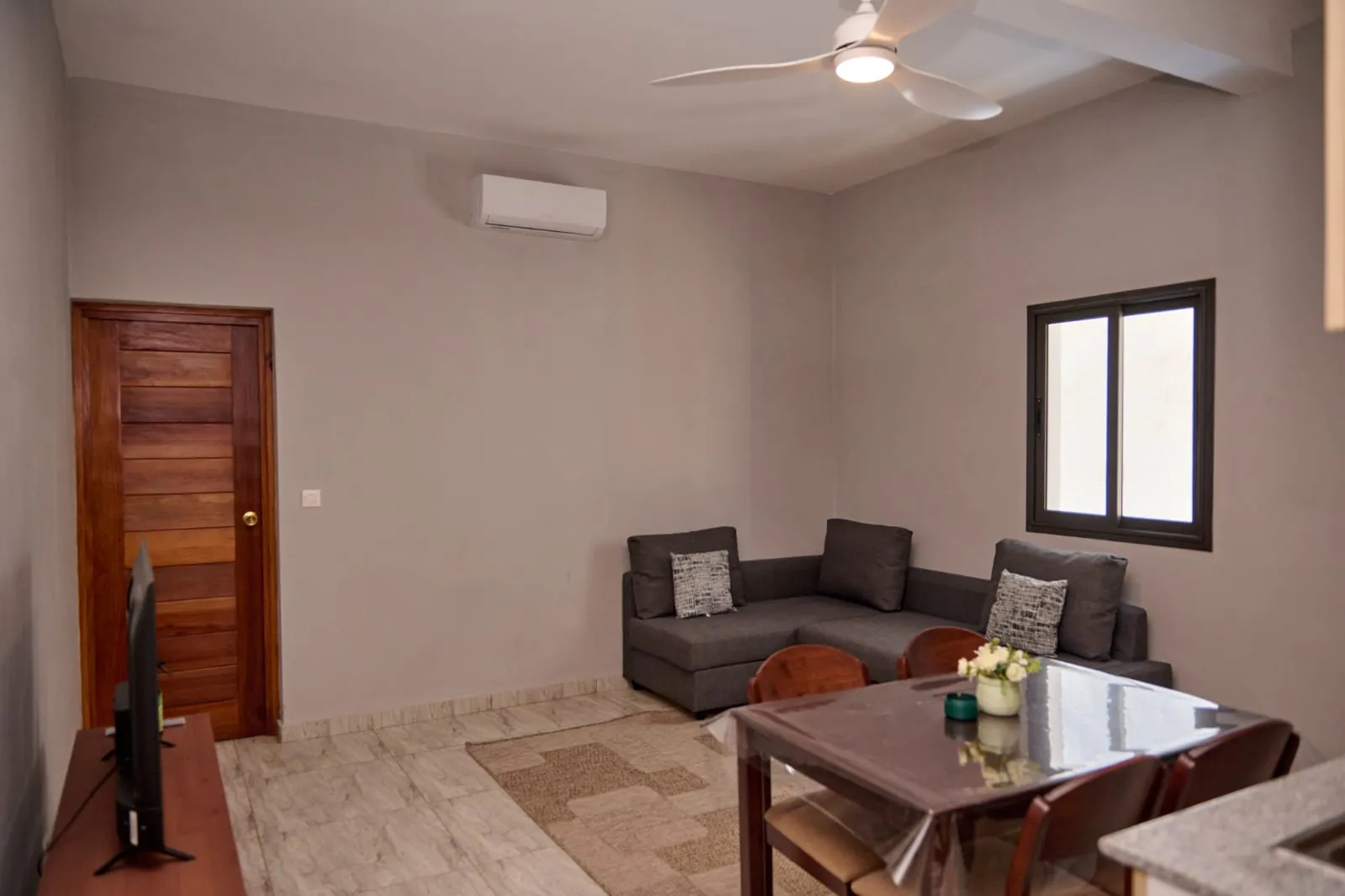 Appartement 4 : photo 4